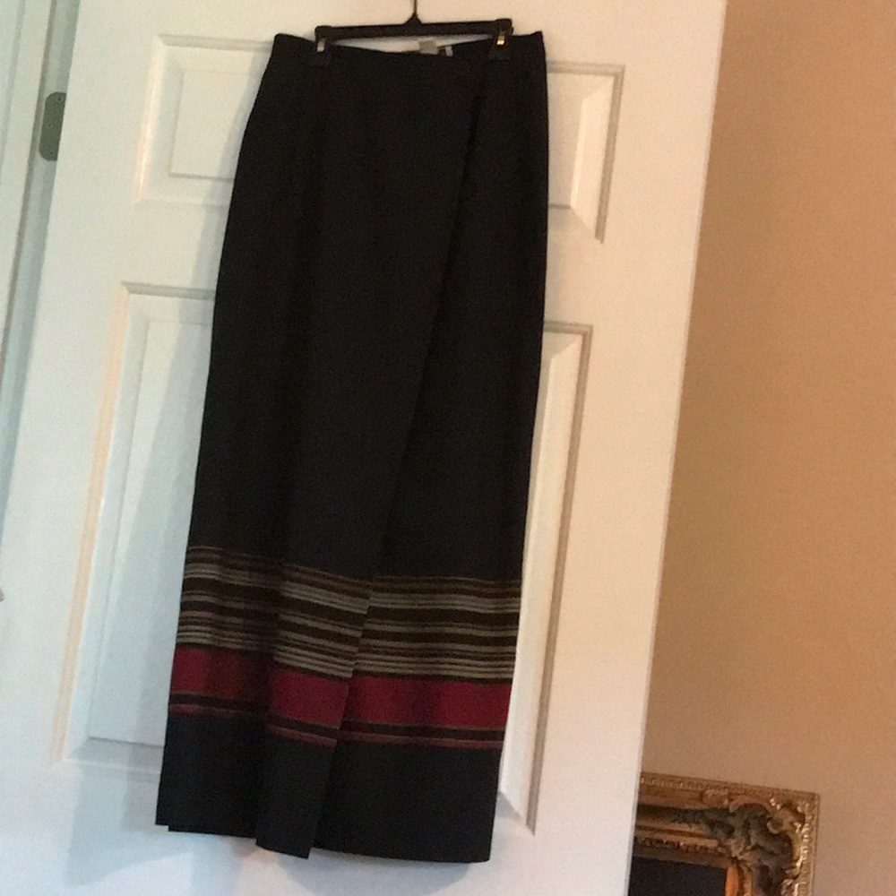 Midi length skirt
